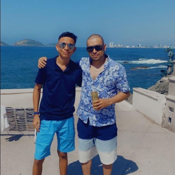 Meet your Posher, Tomas - Picture 1 of 1